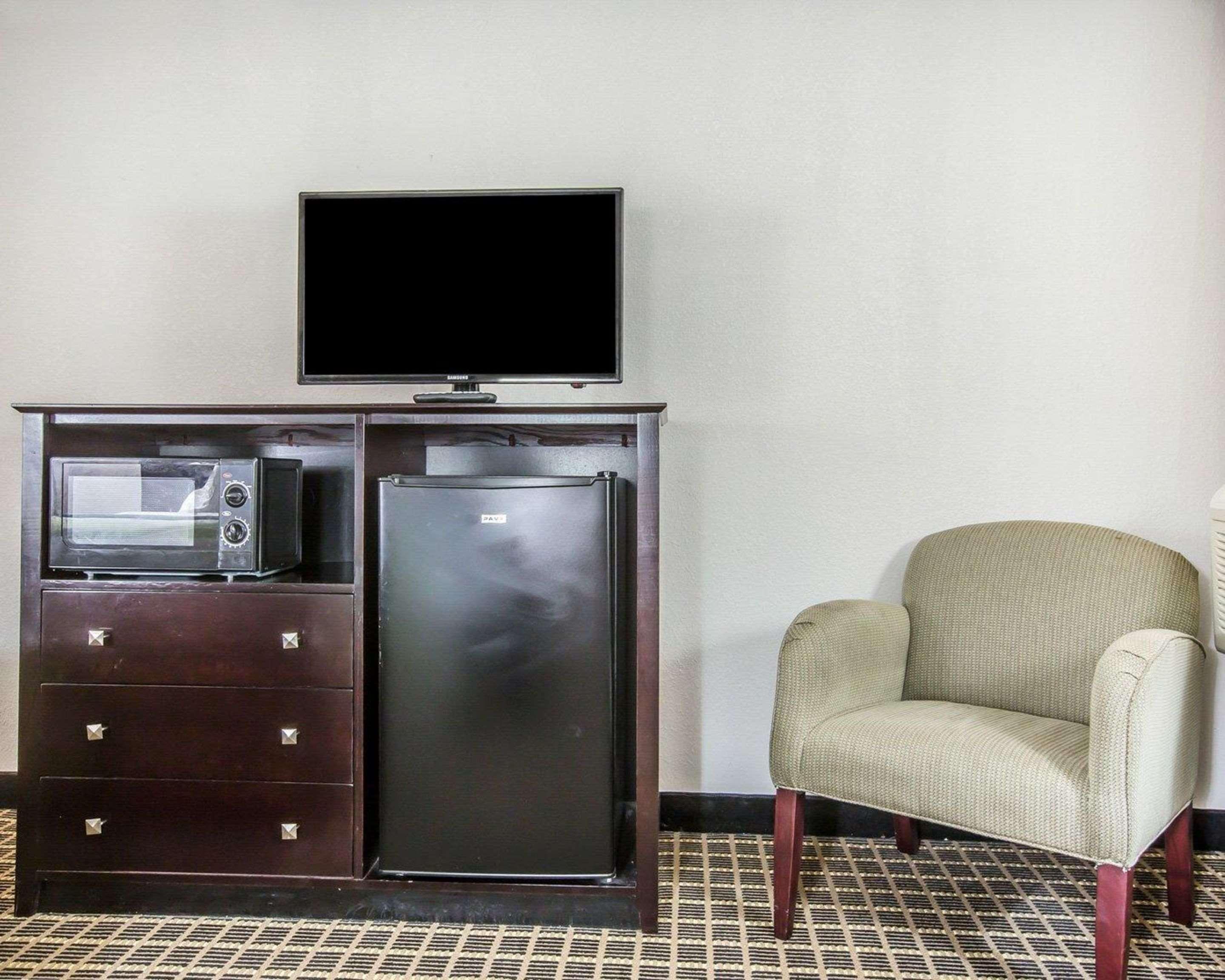 הובר Econo Lodge Birmingham מראה חיצוני תמונה